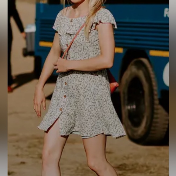 Doe & Rae Ruffled Off-Shoulder Sundress - Picture 5 of 5